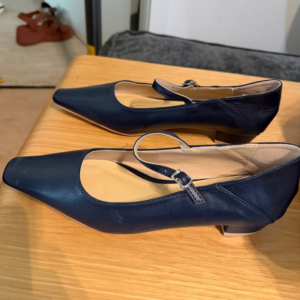 C.Paravano Womens Navy Blue Square Pointed Toe Mary Jane Low Block Heel Pumps 38 - Picture 7 of 7
